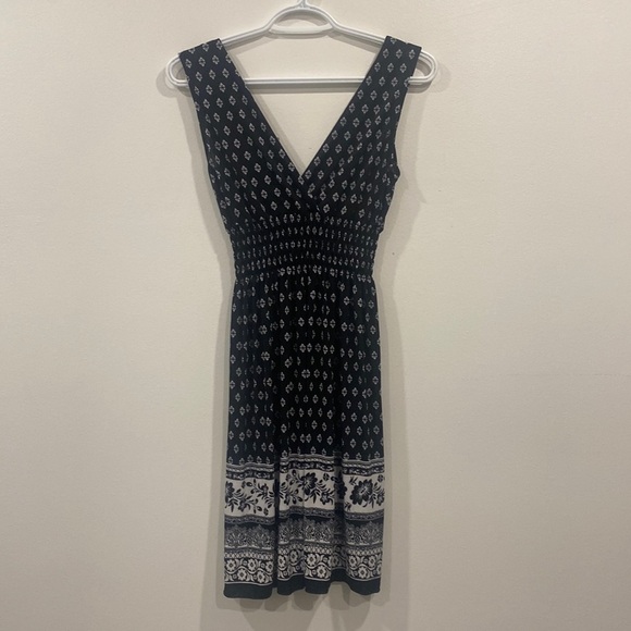 🔥5/$20🔥 Nwt Stretchy Light Summer Dress - Picture 1 of 11